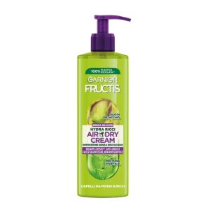 Garnier moisturizing hair cream for curly hair model Hydra Ricci