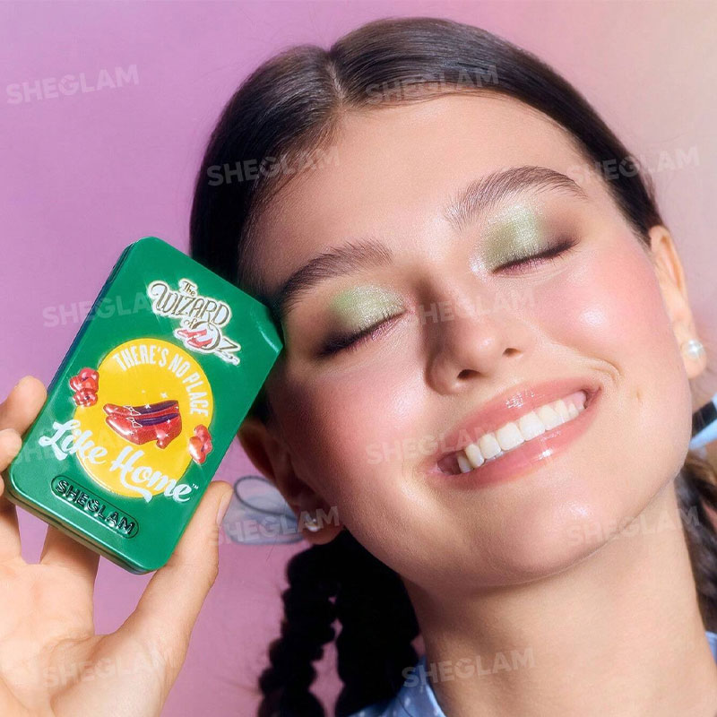 پالت سایه چشم شیگلم SHEGLAM مدل No Place Like Home کالکشن The Wizard of OZ™ پالت سایه چشم شیگلم SHEGLAM مدل No Place Like Home کالکشن The Wizard of OZ™