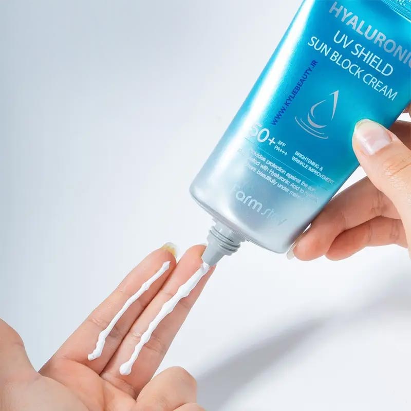 ضد آفتاب هیالورونیک فارم استی Farm stay حجم 70g