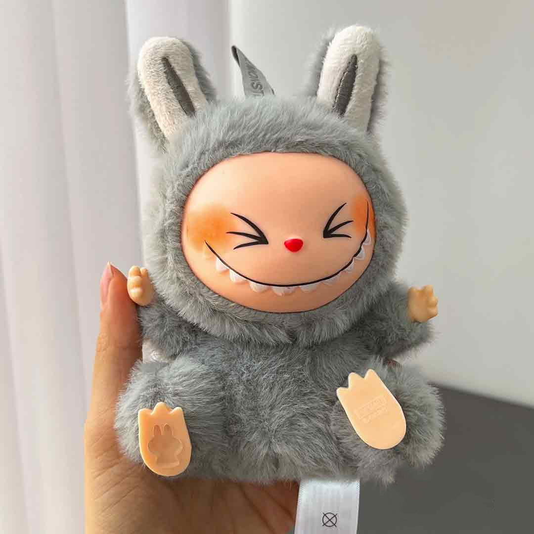 لبوبو-نشسته-2