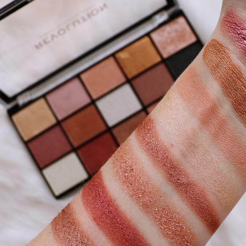 پالت سایه چشم 15 رنگ رولوشن Revolution کالکشن Reloaded رنگ Affection