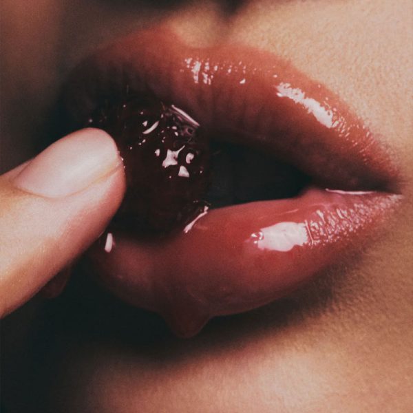 روغن لب مغذی Vita Glow اکسیس وای AXIS-Y رنگ Chilled Berry - Image 4