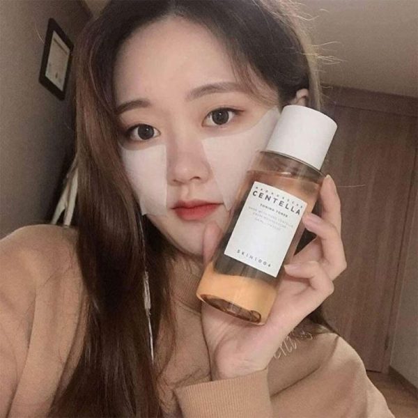 تونر تسکین دهنده و ترمیم کننده سنتلا Centella ماداگاسکار اسکین 1004 مدل Toning Toner حجم 400ml - Image 2