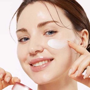 کرم جوانساز کمپلکس کلاژن مدی کیوب Medicube مدل Triple Collagen Cream حجم 50ml