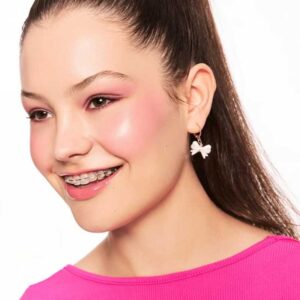رژگونه استیکی اسنس Essence مدل Baby Got Blush رنگ 50 Cherry Cherry Baby