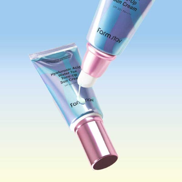 کرم ضد آفتاب روشن‌ کننده و آبرسان SPF50 فارم استی Farm Stay مدل Hyaluronic Acid Water Tox حجم 60g