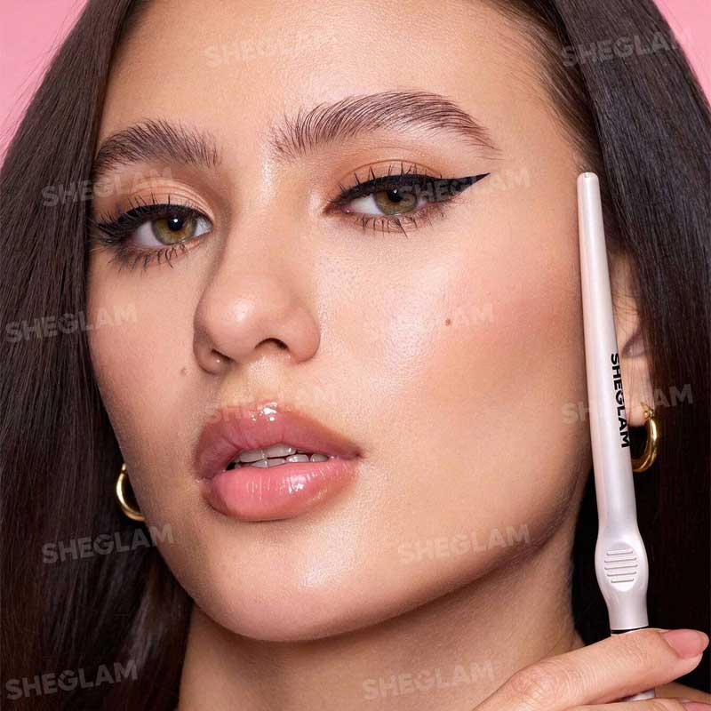 خط چشم مایع شیگلم Sheglam مدل Glide Control Liquid Eyeliner رنگ Matte Black