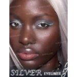 خط چشم نقره ای متالیک YK2 شیگلم Sheglam مدل Silver Strobe Metallic Eyeliner