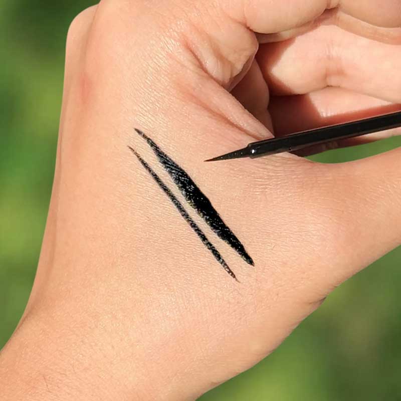 خط چشم مویی مشکی گلدن رز Golden Rose مدل Flash liner رنگ True Black