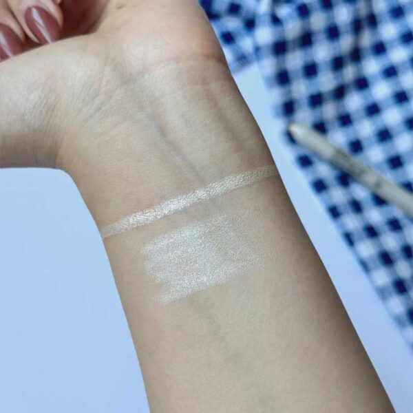 هایلایتر چشم مدادی نیکس NYX مدل Infinite Shadow Stick